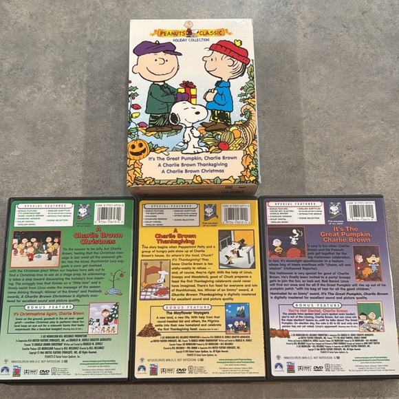 Peanuts Holiday Collection dvd set - Picture 6 of 6